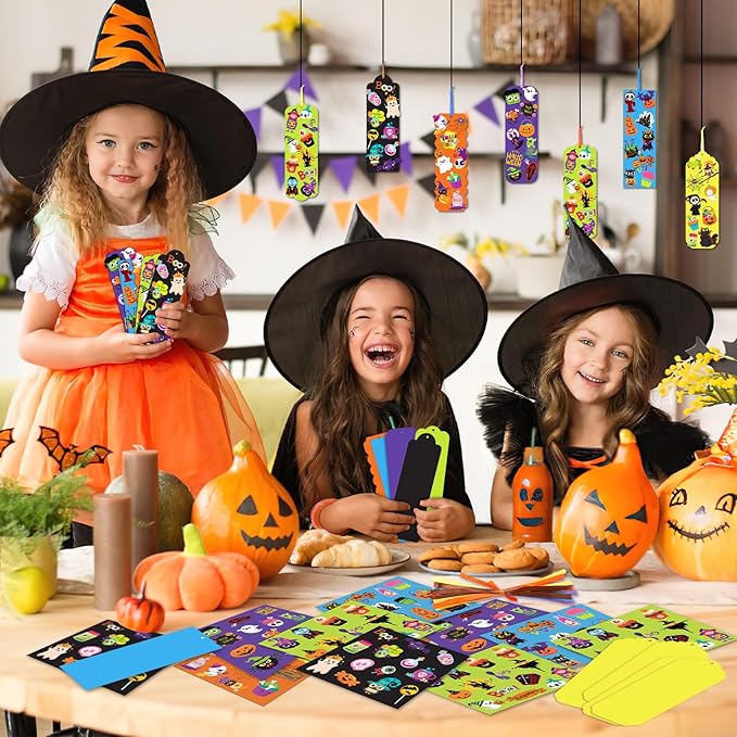 JUNEBRUSHS 30 Sets Halloween Crafts , DIY Halloween Bookmarks Craft Kits with Assorted Pumpkin Witch Ghost Bat Stickers Arts and Crafts Classroom Game Activities Halloween Party Favor