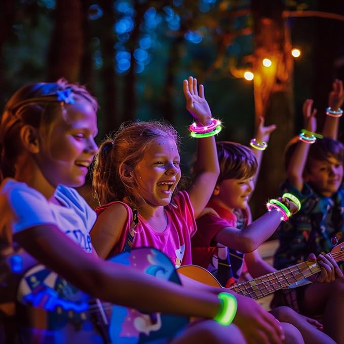 36Pcs Glow Bracelets,Led Bracelets,Glow in The Dark Bracelets,Light up Bracelets,Neon Bracelets,Neon Party Favors Carnival Birthday Concert Party Game Gifts Suitable for children/adults