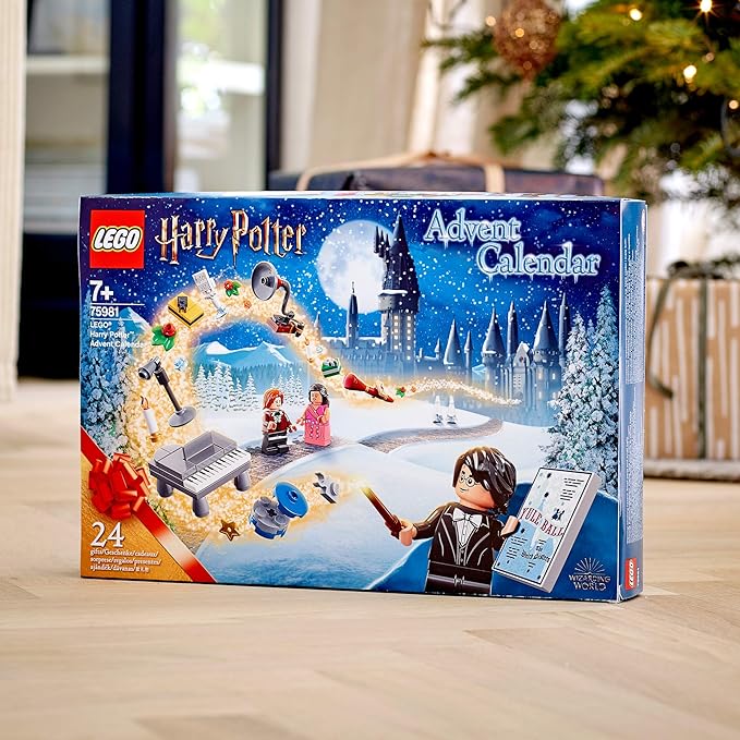 LEGO Harry Potter 2020 Advent Calendar 75981, Collectible Toys from The Hogwarts Yule Ball, Harry Potter and The Goblet of Fire and More, Great Christmas or Birthday Calendar Gift (335 Pieces)