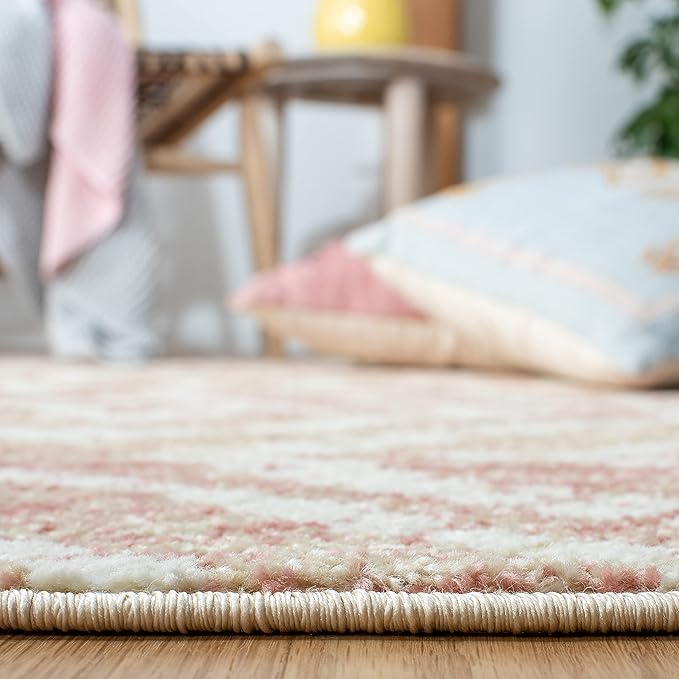SAFAVIEH Adirondack Collection Runner Rug - 2'6" x 8', Rose & Gold, Modern Diamond Distressed Design, Non-Shedding & Easy Care, Ideal for High Traffic Areas in Living Room, Bedroom (ADR131Q)