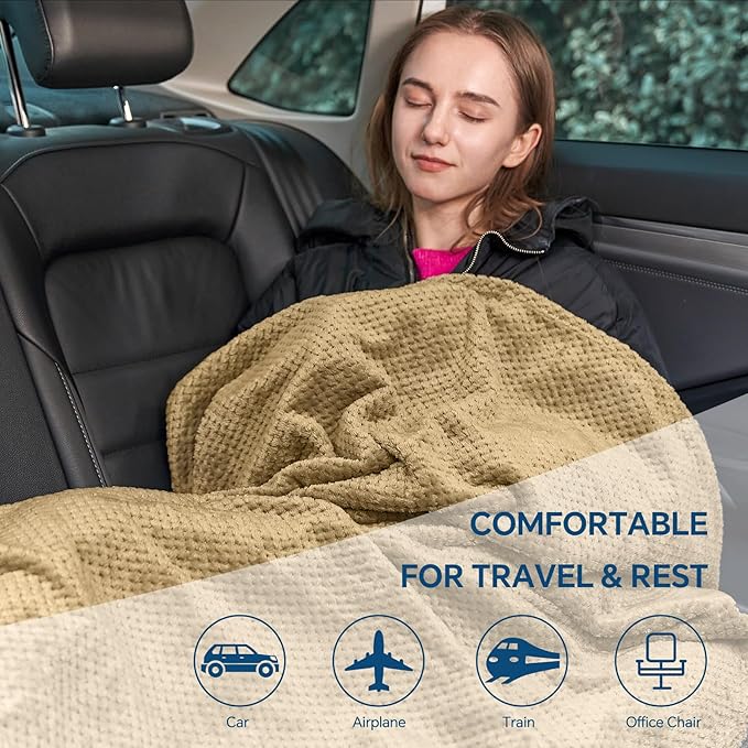 BEDELITE Travel Blanket with Bag, Ultra-Soft Jacquard Fleece Blanket with Luggage Sleeve & Backpack Clip, Airplane Blanket Travel Essentials, Camel