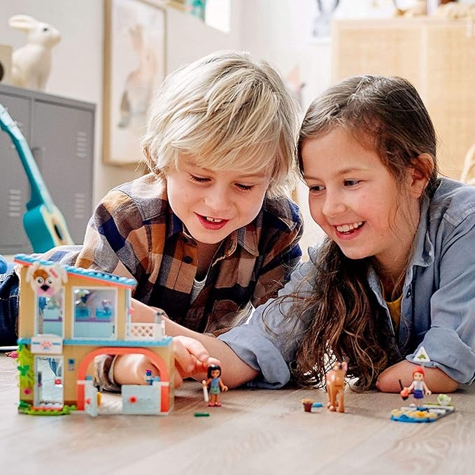 LEGO Friends Heartlake City Vet Clinic 41446 Building Kit; Animal Rescue Toy Makes a Great-Value Christmas, Holiday or Birthday Gift for Kids Who Love Vet Clinic Pretend Play, New 2021 (258 Pieces)