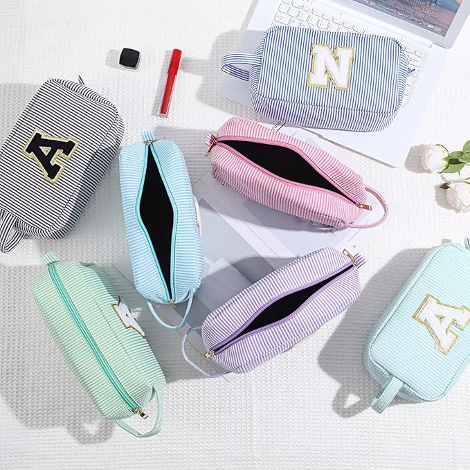 YOOLIFE Gifts for Women Teen Girls Kids - Initial Makeup Bag Cosmetic Bag Toiletry Pouch, Personalized Birthday Gifts for Women Girls Mom Daughter Sister Friends, Blue M