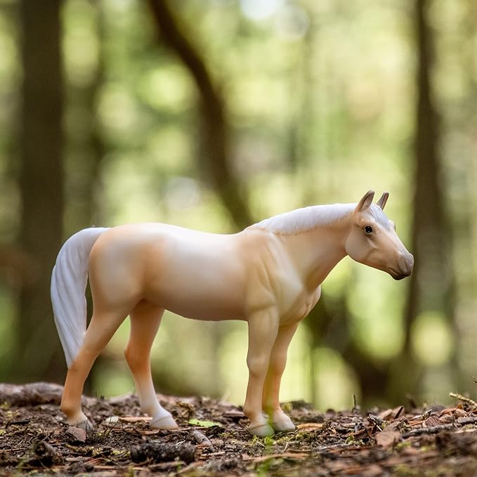 Breyer Horses Stablemates Pintos & Palominos Collection | 4 Horse Set | 1:32 Scale | 3.75" x 2.5" | Horse Toy | Model #6226