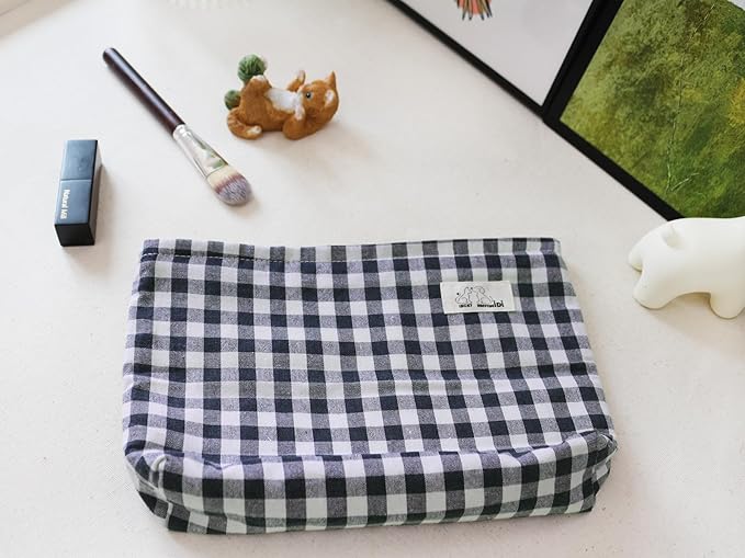 HAPPYHEIDI Navy Blue Gingham Cotton Makeup Bag Cosmetic Toiletry Travel Pouch, Tote Purse Organizer, Zipper Closure, Canvas Lined