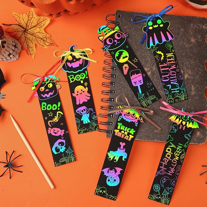 JUNEBRUSHS 30Pcs Halloween Scratch Bookmarks, Rainbow Magic Scratch Paper Art Pumpkin Bat Spider DIY Crafts Kit for School Classroom Activity Halloween Gifts