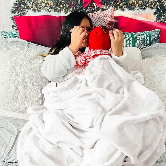 Bedsure GentleSoft Fleece Throw XL Blanket White - 300GSM Soft Lightweight Plush Cozy Blankets for Bed, Sofa, Couch, Travel, Camping, 50x70 inches