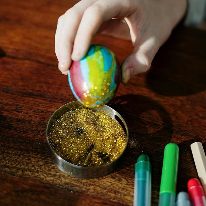 Fake Chicken Eggs, 20-Count Brown Wooden Artificial Eggs in Carton for Painting and Crafts, Food Toys for Play and Room Decor, Fake Eggs for Nesting Boxes and Poultry Incubators.