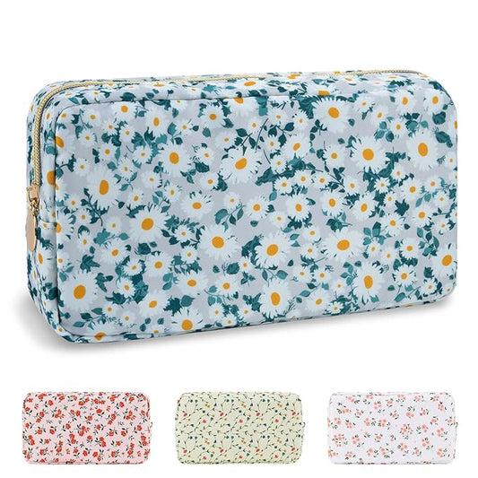 Waterproof Small Floral Makeup Bag Pouch for Purse,Nylon Flower Cosmetic Bag Preppy Travel Toiletry Storage Bag for Women Girl,Cute Makeup Organizer Bag Skincare Bag with Zipper(Small Green-Daisy)