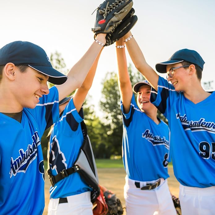 30pcs Sport Theme Charm Bracelets Adjustable Inspirational Beads Ball Party Favors for Teens Boys Girls Adult Decoration Wristbands Student Present