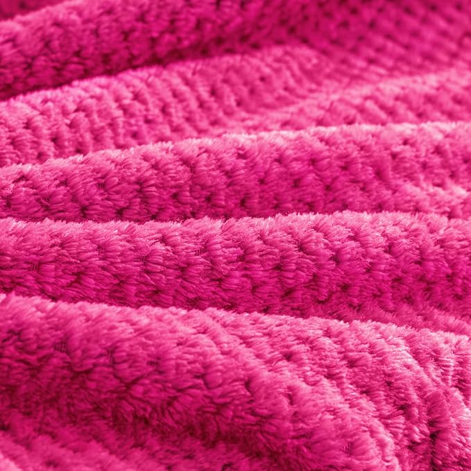 BEDELITE Travel Blanket with Bag, Ultra-Soft Jacquard Fleece Blanket with Luggage Sleeve & Backpack Clip, Airplane Blanket Travel Essentials, Hot Pink