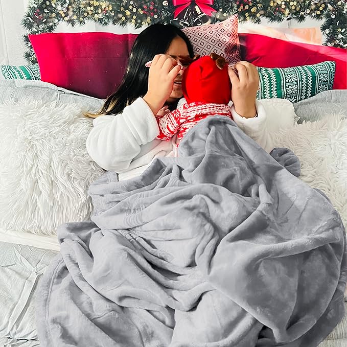 Bedsure GentleSoft Fleece Throw Blanket - Light Grey Lightweight Blankets for Sofa, Couch, Bed, Camping, Travel - Super Soft Cozy Microfiber Throws, 50x60 inches