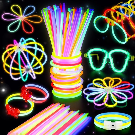 BUDI 467Pcs Glow Sticks Party Favors for Kids Adults 200 GlowStick Bulk 8 Colors 8 Inch & 267 Connectors for Glow in the dark Necklace Bracelets Glasses Party Supplies Light Up Toys Neon Accessories