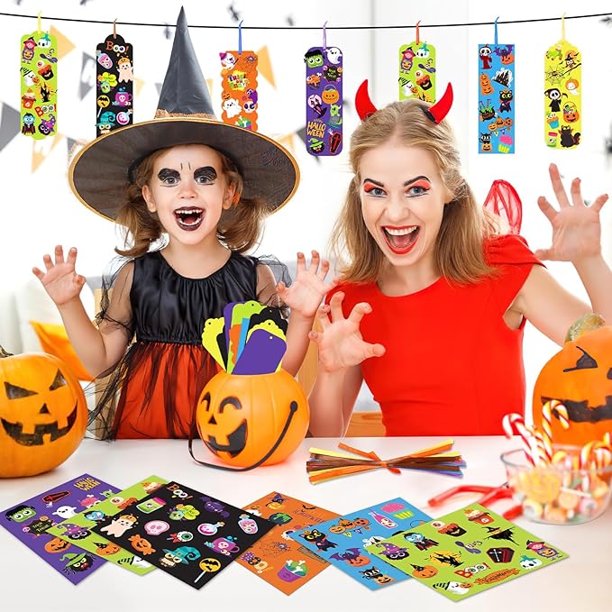 JUNEBRUSHS 30 Sets Halloween Crafts , DIY Halloween Bookmarks Craft Kits with Assorted Pumpkin Witch Ghost Bat Stickers Arts and Crafts Classroom Game Activities Halloween Party Favor