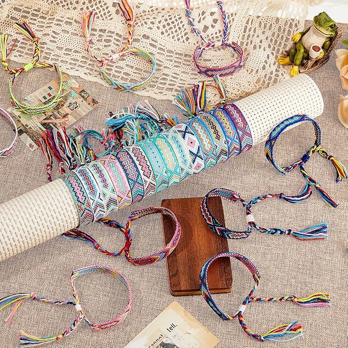 Henoyso 24 Pcs Nepal Woven Friendship Bracelets Adjustable Braided Bracelets Woven Bracelet String Friendship Bracelets with a Sliding Knot Closure for Women