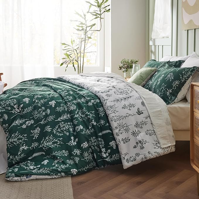 Bedsure California King Comforter Set - Emerald Bed Set, 3 Pieces Cute Floral Bedding, 1 Soft Reversible Botanical Flowers Comforter and 2 Pillow Shams