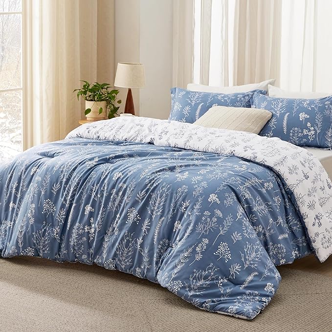 Bedsure King Comforter Set - Infinity Blue Bed Set, 3 Pieces Cute Floral Bedding, 1 Soft Reversible Botanical Flowers Comforter and 2 Pillow Shams