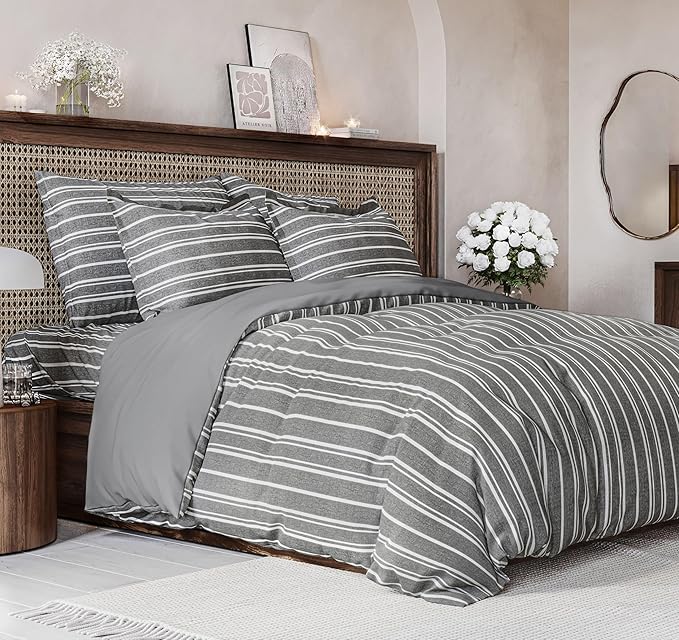 Duvet Cover Queen Size Set - Extra Soft Queen Size Duvet Cover 90 x 90 with 2 Pillow Shams - Hotel Luxury Easy Care & Fade Free w/Zipper Closures & Ties - Comfy Breathable Bedding Set (Grey Stripes)