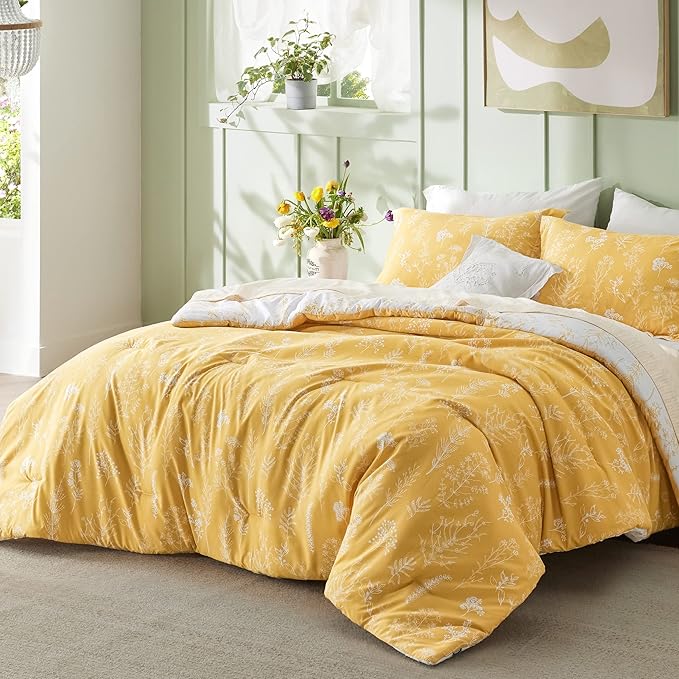 Bedsure King Comforter Set - Yellow Bed Set, 3 Pieces Cute Floral Bedding, 1 Soft Reversible Botanical Flowers Comforter and 2 Pillow Shams