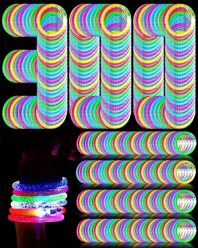 300 Pcs Glow Sticks Bracelets Glow in the Dark LED Bracelets Neon Party Favors Halloween Flashing Light Up Bracelet Toys for Adults Rave Concert Birthday Carnival Wedding New Year Supplies