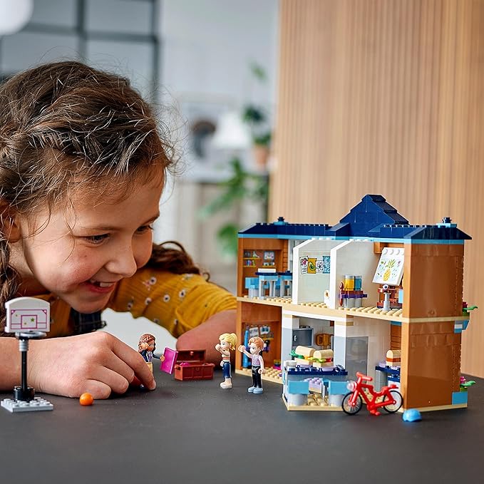 LEGO Friends 41682 Heart Lake City School