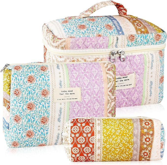 URSKYTOUS 3Pc Cotton Quilted Makeup Bags for Women Large Small Coquette Floral Travel Cosmetic Bag Set Aesthetic Cute Flower Makeup Pouch Portable Toiletry Bag Puffy Essential Storage Organizer Bag