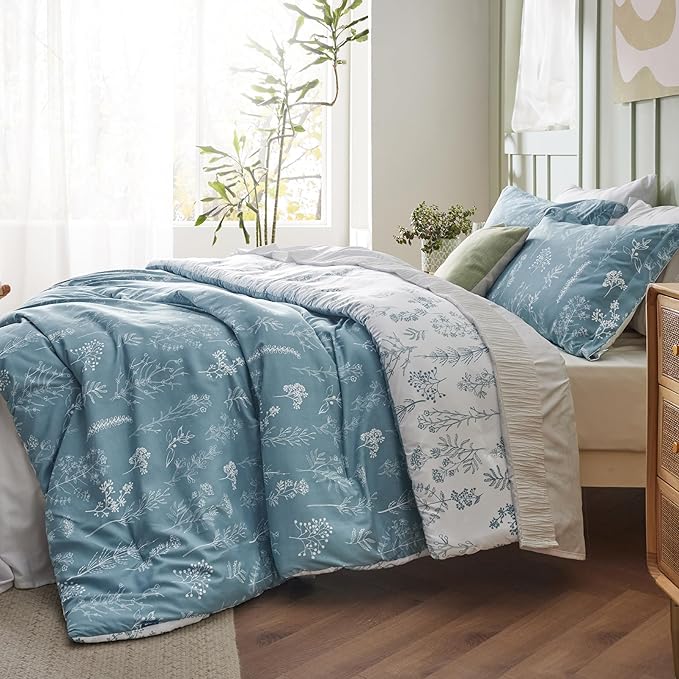 Bedsure Queen Comforter Set - Mineral Blue Bed Set, 3 Pieces Cute Floral Bedding, 1 Soft Reversible Botanical Flowers Comforter and 2 Pillow Shams