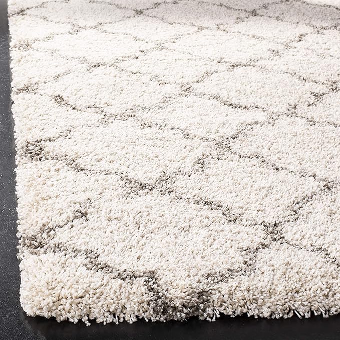 SAFAVIEH Hudson Shag Collection Area Rug - 5'3" x 7'6", Ivory & Grey, Moroccan Trellis Design, Non-Shedding & Easy Care, 2-inch Thick Ideal for High Traffic Areas in Living Room, Bedroom (SGH282A)