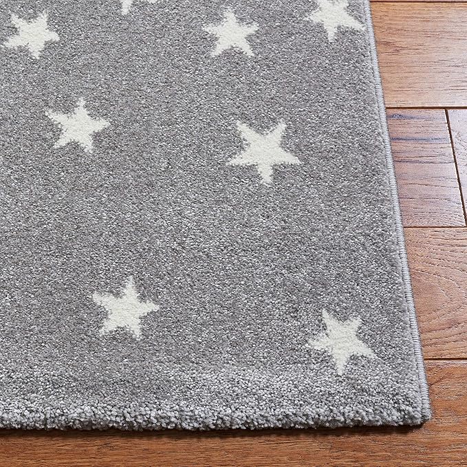 SAFAVIEH Carousel Kids Collection Runner Rug - 2'3" x 6', Light Grey & White, Non-Shedding & Easy Care, Ideal for High Traffic Areas for Boys & Girls in Playroom, Nursery, Bedroom (CRK135F)