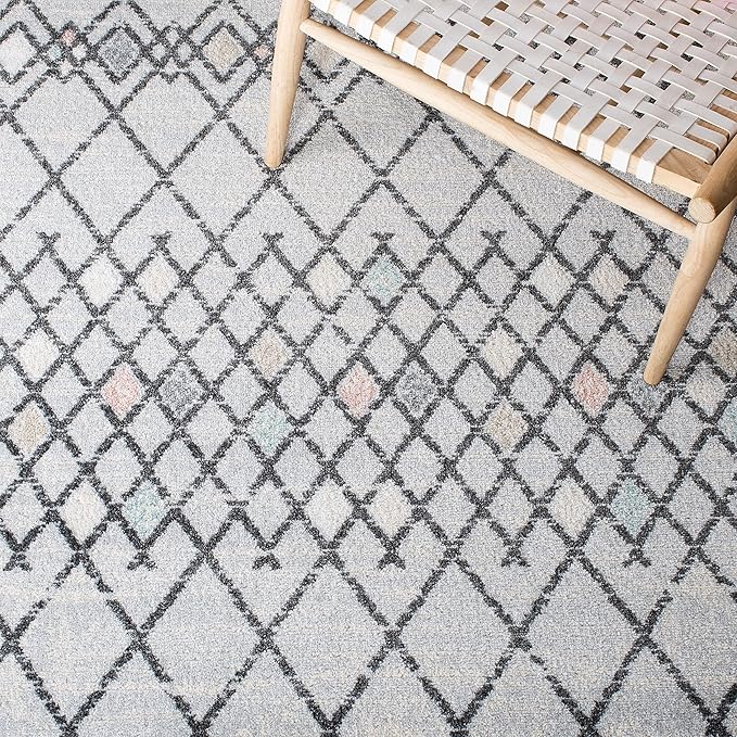 SAFAVIEH Amsterdam Collection Runner Rug - 2'3" x 8', Grey & Ivory, Moroccan Boho Design, Non-Shedding & Easy Care, Ideal for High Traffic Areas in Living Room, Bedroom (AMS115F)